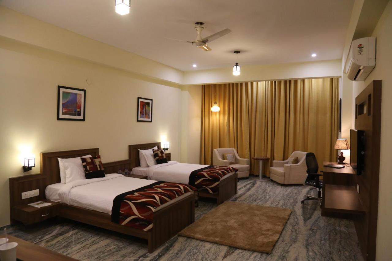 Regenta Central Mewargarh, Near Biological Park Udaipur Buitenkant foto