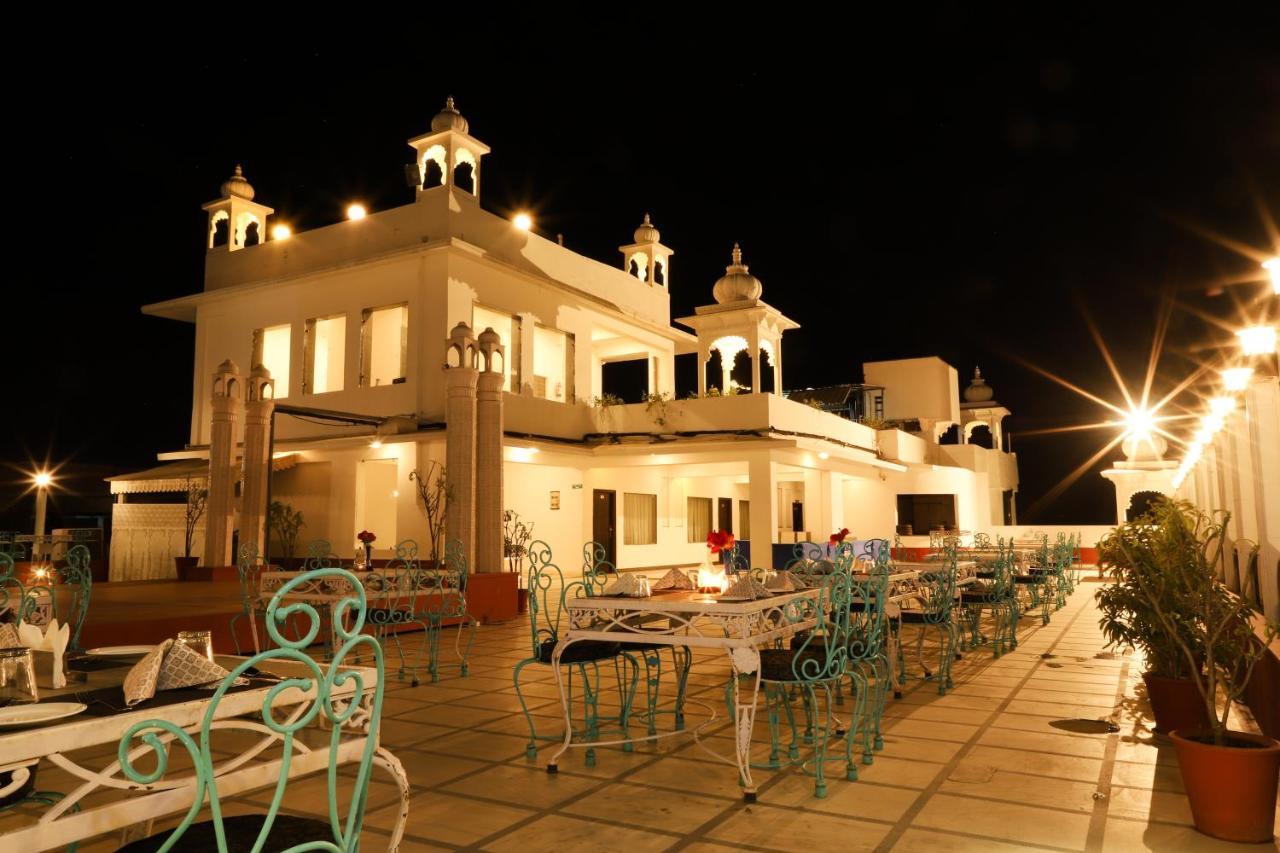 Regenta Central Mewargarh, Near Biological Park Udaipur Buitenkant foto