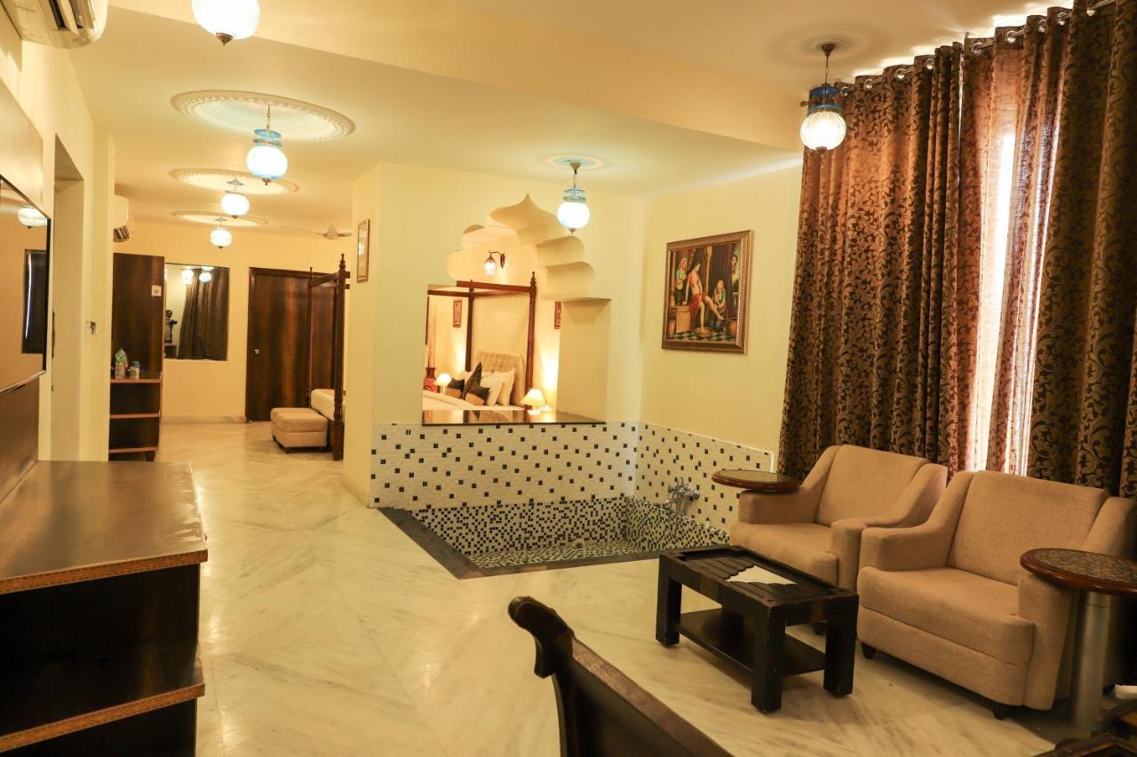 Regenta Central Mewargarh, Near Biological Park Udaipur Buitenkant foto