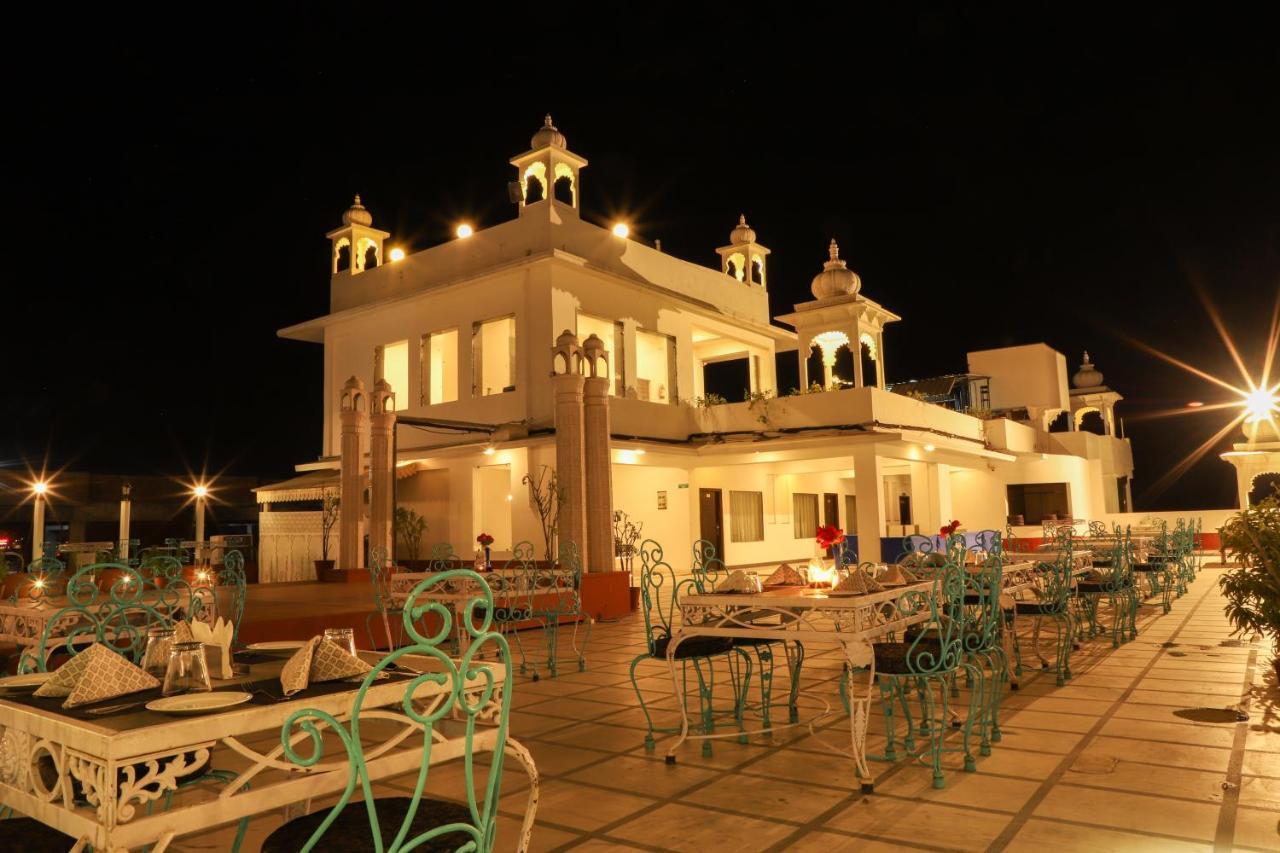 Regenta Central Mewargarh, Near Biological Park Udaipur Buitenkant foto