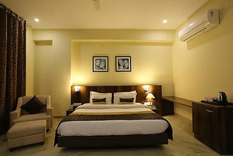 Regenta Central Mewargarh, Near Biological Park Udaipur Buitenkant foto