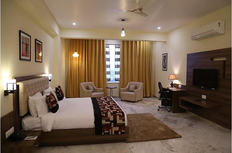 Regenta Central Mewargarh, Near Biological Park Udaipur Buitenkant foto