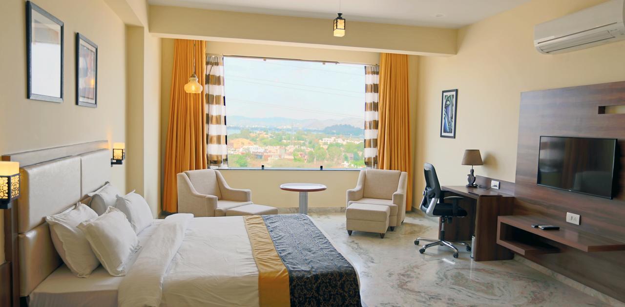 Regenta Central Mewargarh, Near Biological Park Udaipur Buitenkant foto
