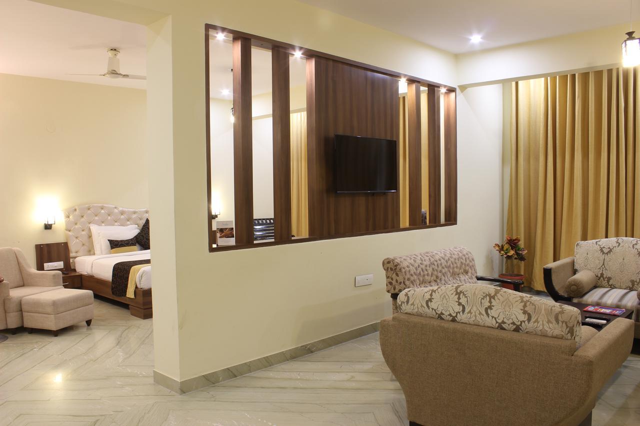 Regenta Central Mewargarh, Near Biological Park Udaipur Buitenkant foto